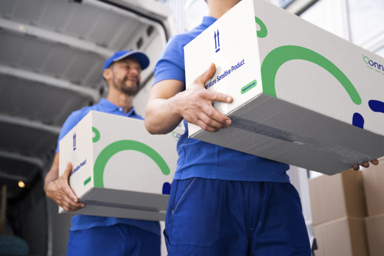 Connex thermal packaging solutions carried by two delivery men